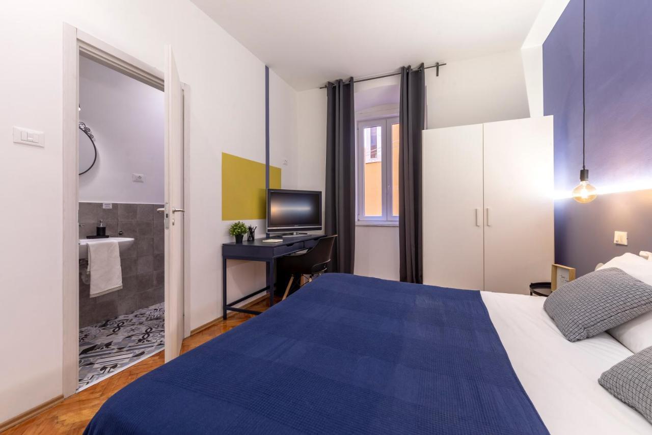 Lovely Guest-Room With Private Bathroom Triest Exterior foto